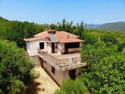 Image No.1-4 Bed Villa / Detached for sale