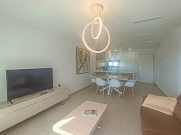 7116amazingmoderntopfloorapartment06042414374