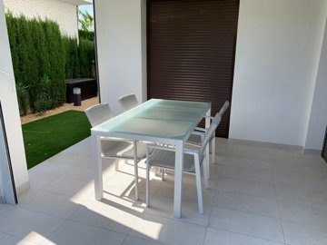 8131stunningmodernapartmentonlafinca171024113