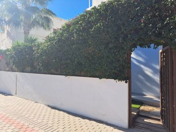 8131stunningmodernapartmentonlafinca171024113