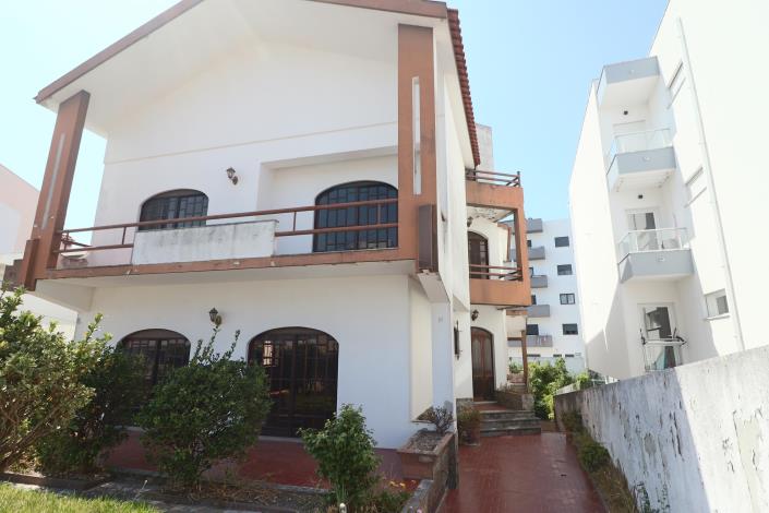 Image No.1-6 Bed House/Villa for sale