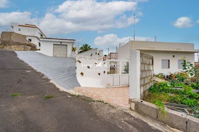 1 - Granadilla de Abona, House