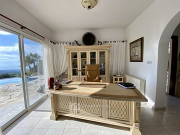 Detached Villa For Sale  in  Tsada