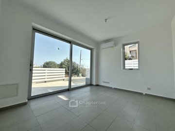 Ground Floor Apartment For Sale  in  Chlorakas