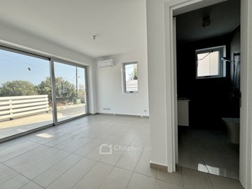 Ground Floor Apartment For Sale  in  Chlorakas