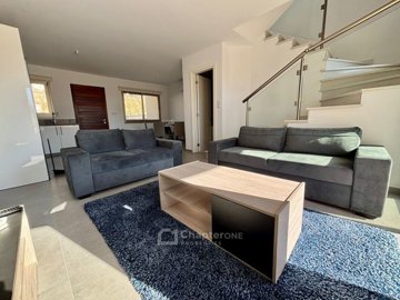 Town House for sale in Kato Paphos - Universal