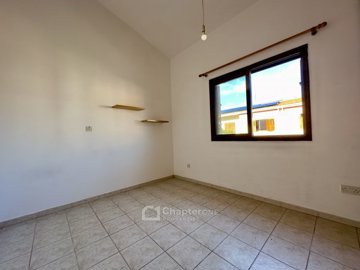 Semi Detached Villa For Sale  in  Kato Paphos - Universal