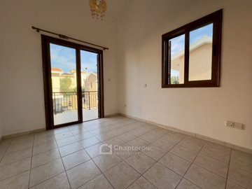 Semi Detached Villa For Sale  in  Kato Paphos - Universal