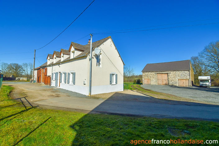 Image No.1-4 Bed House for sale