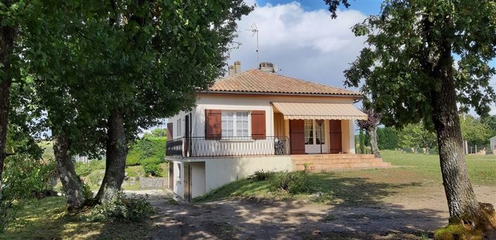 Image No.1-Propriété de 3 chambres à vendre à Duras