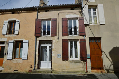 1 - Duras, Property