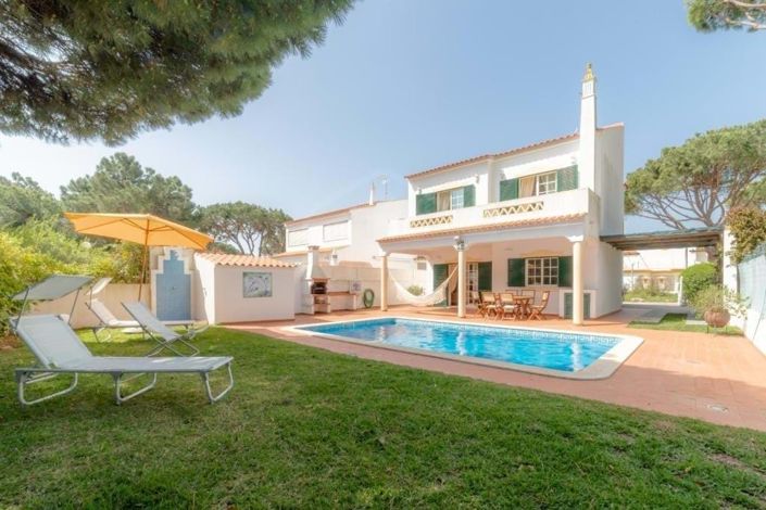 Image No.1-3 Bed Villa for sale