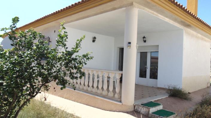 Image No.1-3 Bed Villa for sale