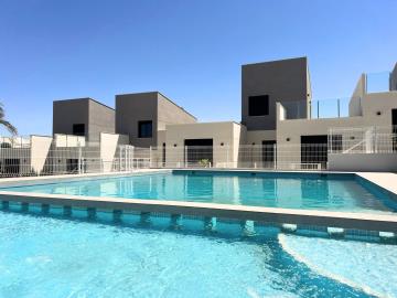 communal-pool-azalea-townhouses2