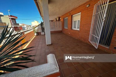 1 - Los Nietos, Townhouse