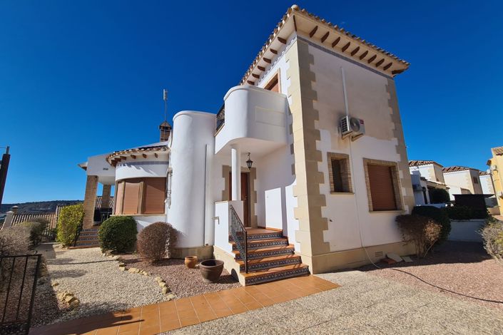 Image No.1-3 Bed Villa for sale