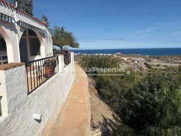 cpm-037-vistas-del-mediterraneo-villa-for-sal