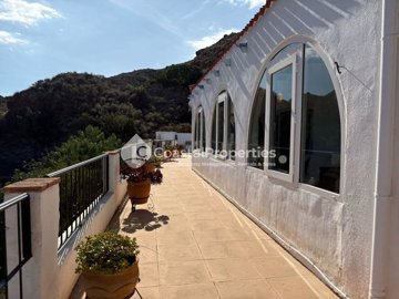 cpm-037-vistas-del-mediterraneo-villa-for-sal