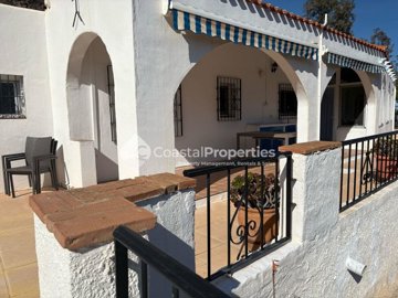 cpm-037-vistas-del-mediterraneo-villa-for-sal