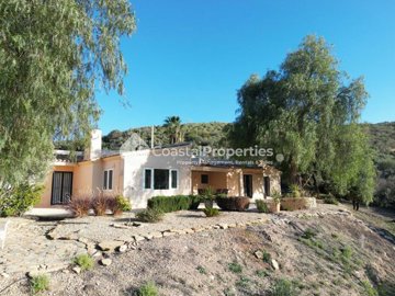 cpm-036-villa-for-sale-in-cortijo-grande-9081