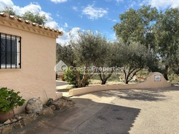 cpm-036-villa-for-sale-in-cortijo-grande-8225