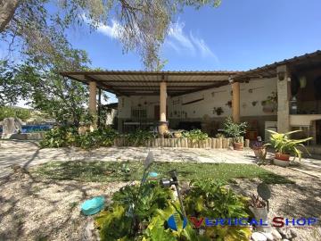 1 - Caudete, Country House