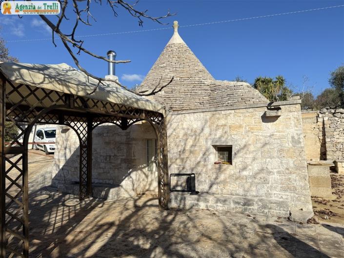 Image No.1-Maison de campagne de 1 chambre à vendre à Martina Franca