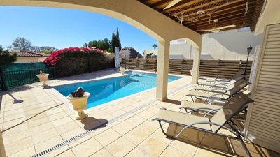 Detached Villa For Sale  in  Peyia - Coral Bay