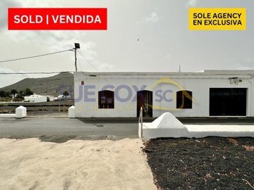 1 - Lanzarote, House