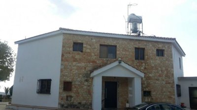 Detached Villa For Sale  in  Pafos Centre