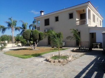 Detached Villa For Sale  in  Select Location