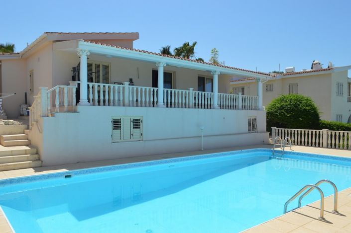 Image No.1-5 Bed Villa for sale