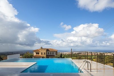 Detached Villa For Sale  in  Mesa Chorio