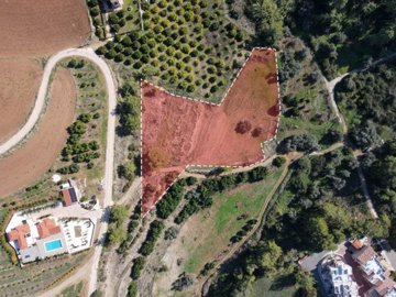 Residential Land  For Sale  in  Argaka