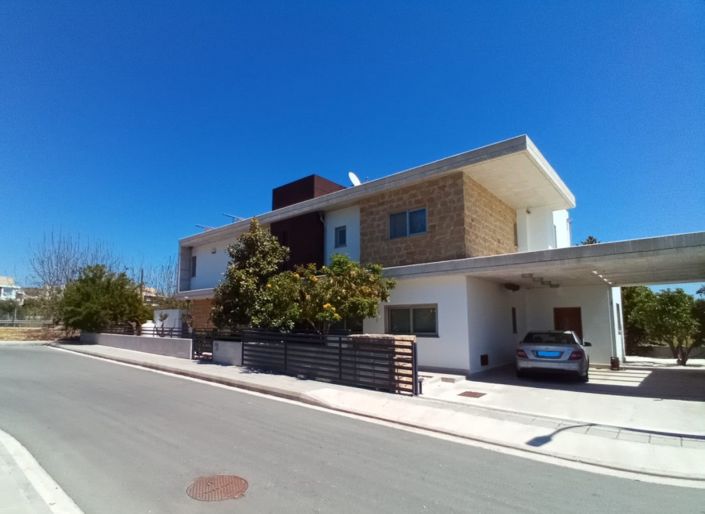 Image No.1-4 Bed Villa for sale