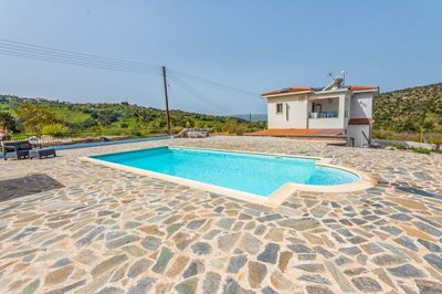 Detached Villa For Sale  in  Peristerona