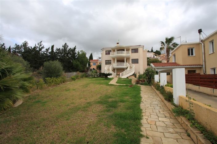 Image No.1-4 Bed Villa for sale