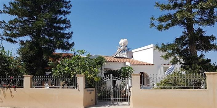 Image No.1-3 Bed Villa for sale