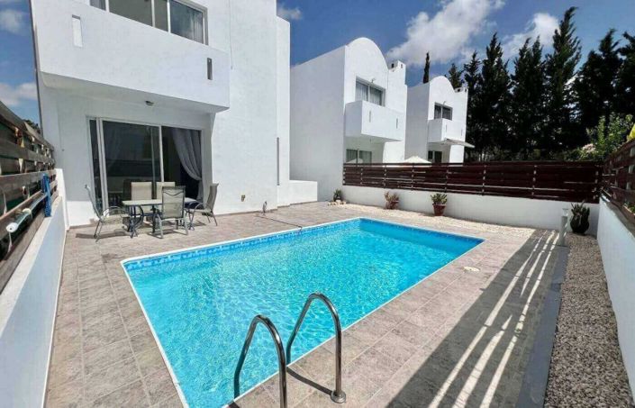 Image No.1-3 Bed Villa for sale