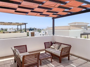 Apartment For Sale  in  Kato Pafos