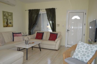 Apartment For Sale  in  Kato Pafos