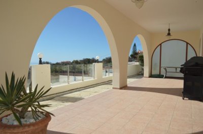 Detached Villa For Sale  in  Tsada