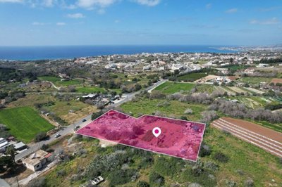 Shared Residential Field, Empa, Paphos