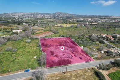 Shared Residential Field, Empa, Paphos