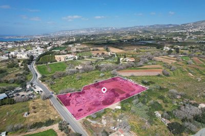 Shared Residential Field, Empa, Paphos