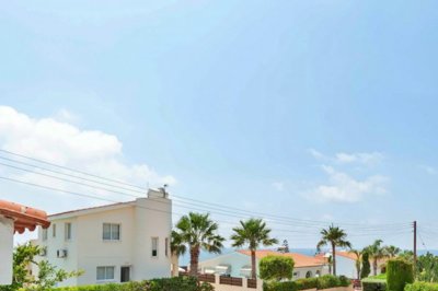 Detached Villa For Sale  in  Chlorakas