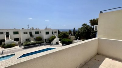 Apartment For Sale  in  Chlorakas