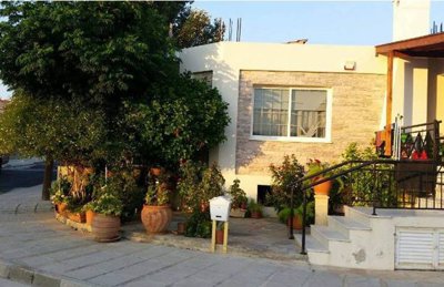 Detached Villa For Sale  in  Select Location