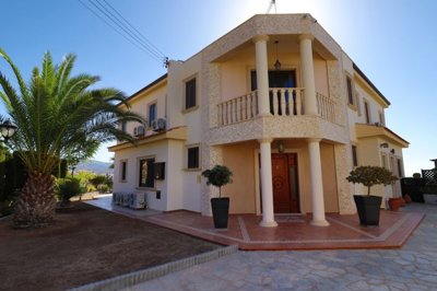 Detached Villa For Sale  in  Select Location