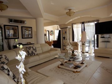 Detached Villa For Sale  in  Select Location